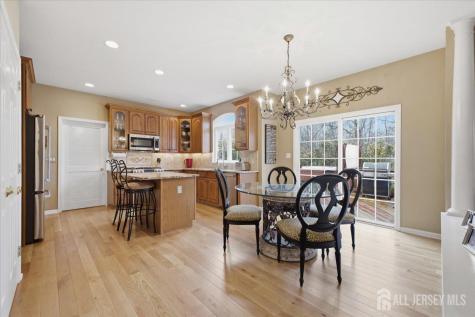 2 Picasso Court Franklin NJ 08873