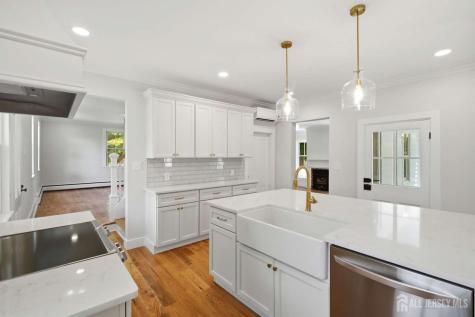 1 Cranbury Neck Road Cranbury NJ 08512