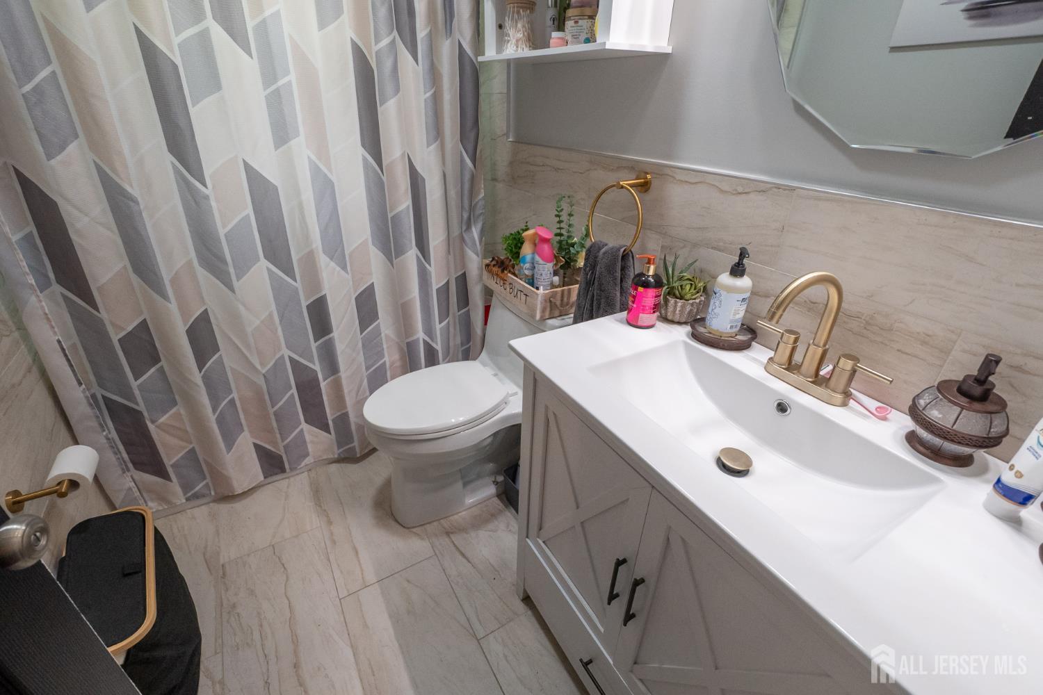 23 C Street Middlesex NJ 08846