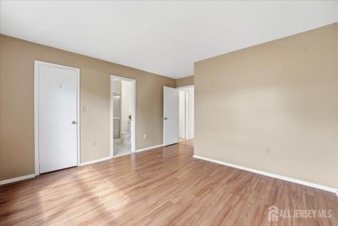 2 Veros Lane Franklin Twsp NJ 08823