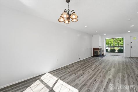 2 Veros Lane Franklin Twsp NJ 08823