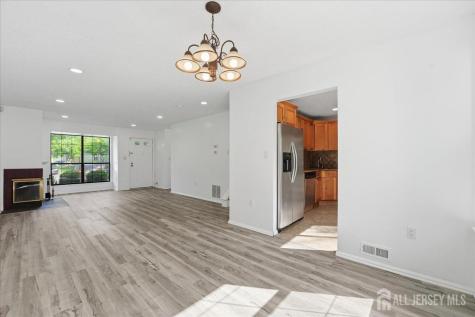 2 Veros Lane Franklin Twsp NJ 08823