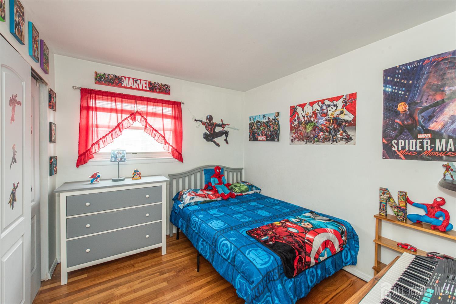 64 Pinho Avenue Carteret NJ 07008