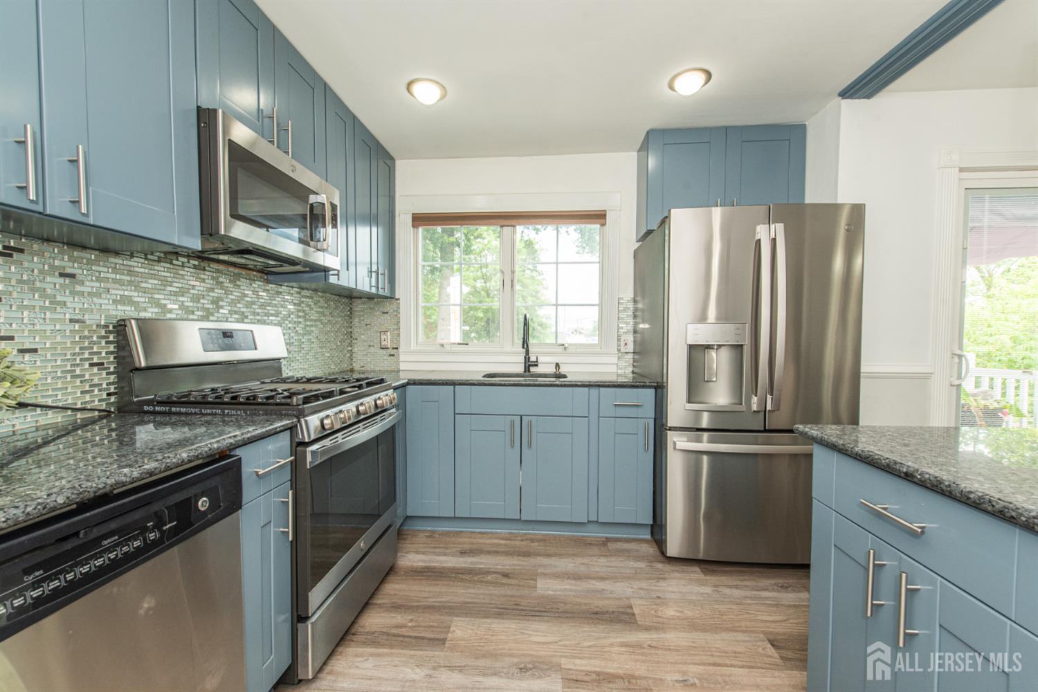 64 Pinho Avenue Carteret NJ 07008
