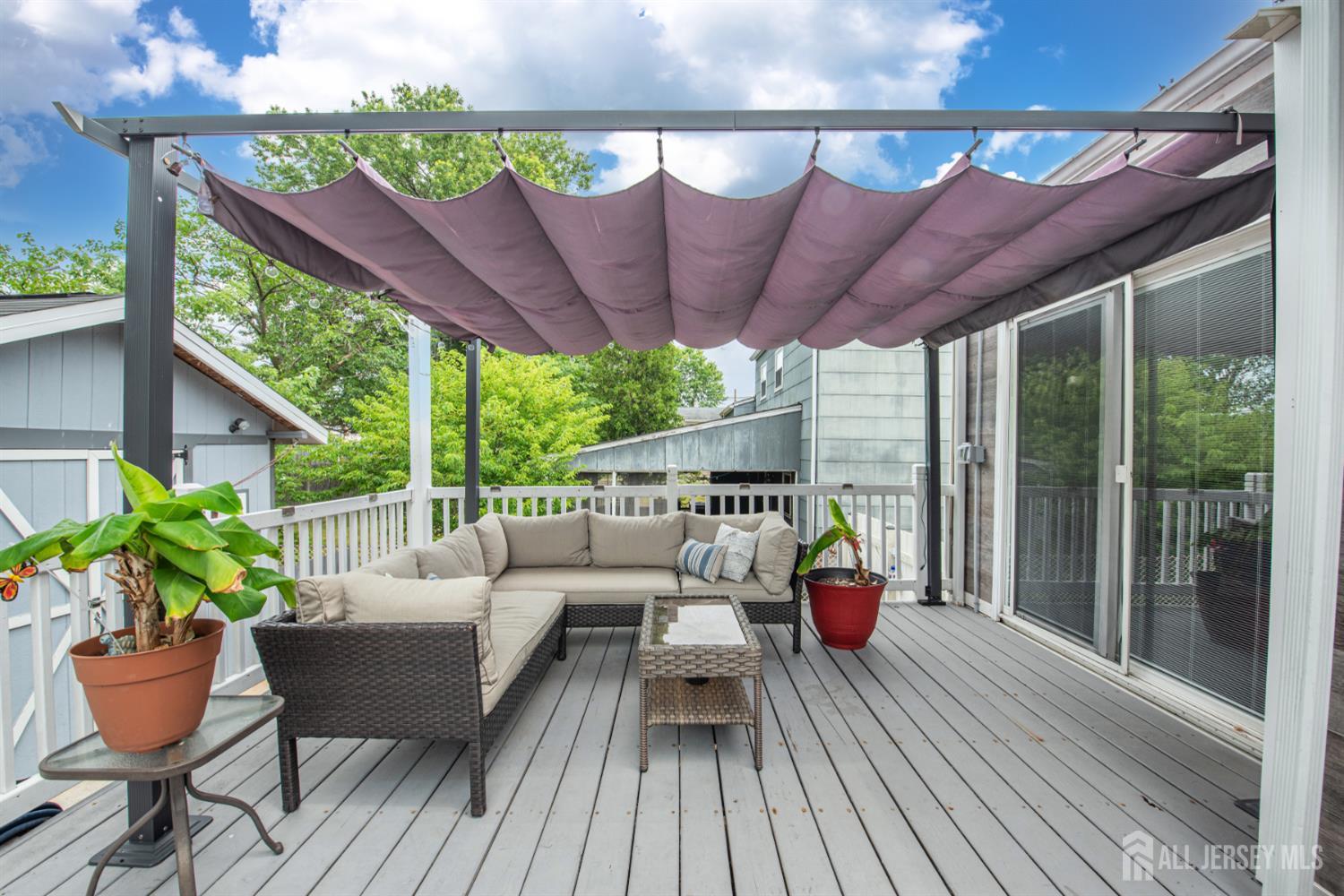 64 Pinho Avenue Carteret NJ 07008