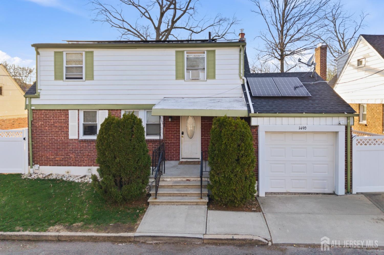 1490 Champlin Square Teaneck NJ 07666