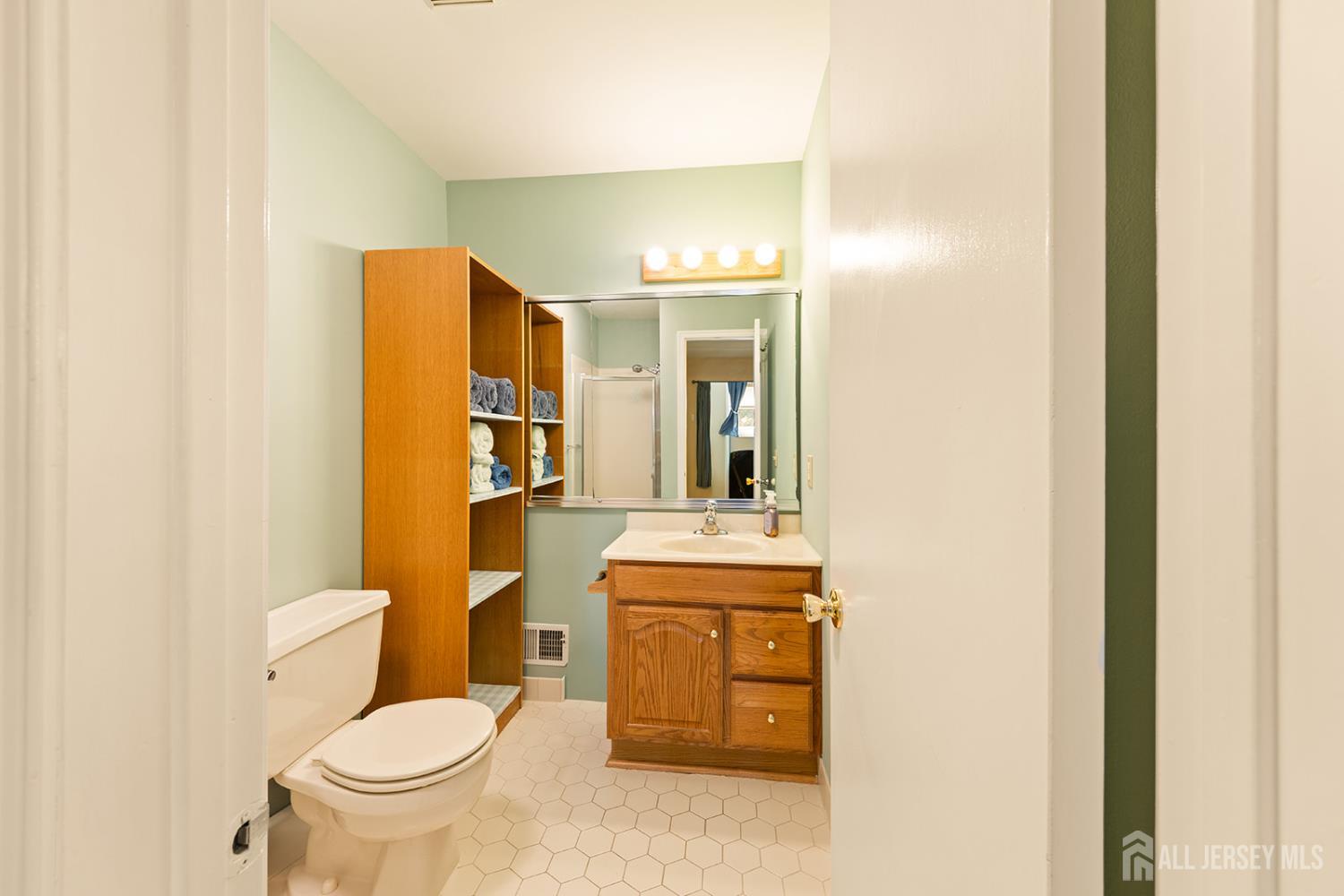 15 Hawthorne Court Freehold NJ 07728