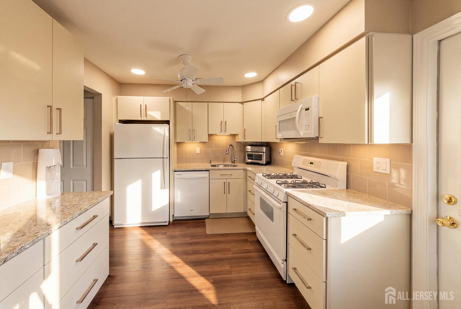 15 Hawthorne Court Freehold NJ 07728