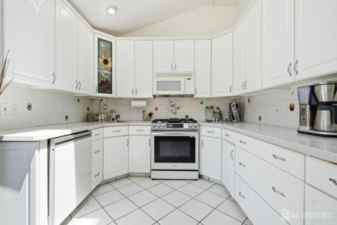 203 Central Avenue Edison NJ 08817