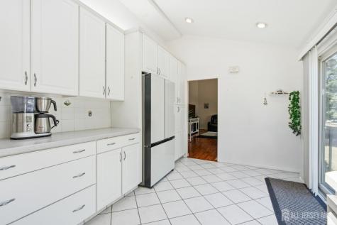 203 Central Avenue Edison NJ 08817
