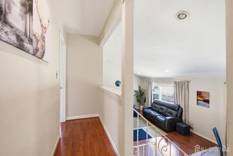 203 Central Avenue Edison NJ 08817