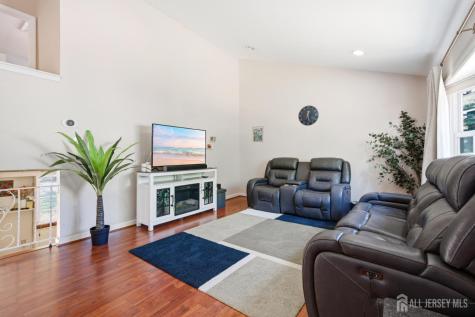 203 Central Avenue Edison NJ 08817