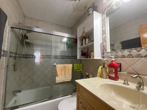 1190 W Saint Georges Avenue Linden NJ 07036