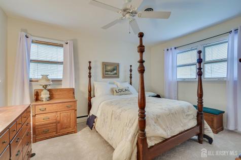 8 Adelphi Court Edison NJ 08837