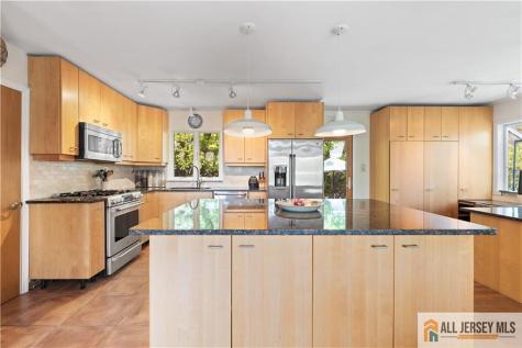 335 Valentine Street Highland Park NJ 08904