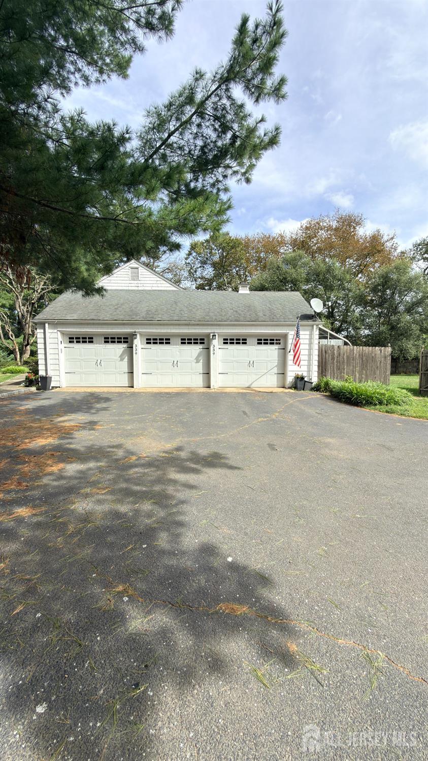 339 Raymond Road South Brunswick NJ 08540