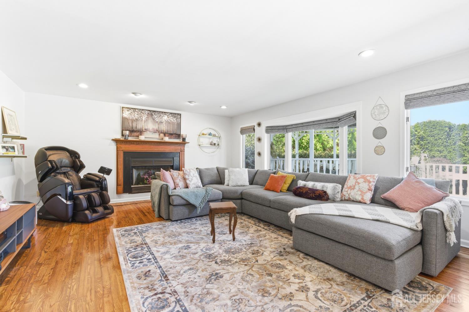 4 Allison Court Edison NJ 08820