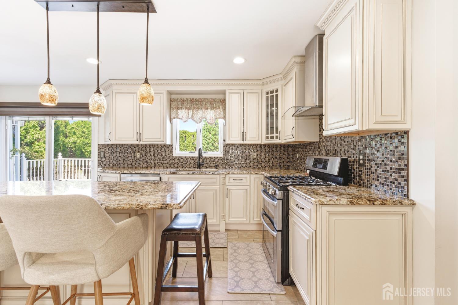 4 Allison Court Edison NJ 08820