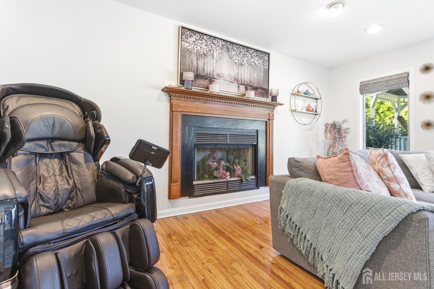 4 Allison Court Edison NJ 08820
