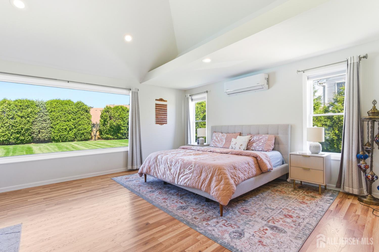 4 Allison Court Edison NJ 08820