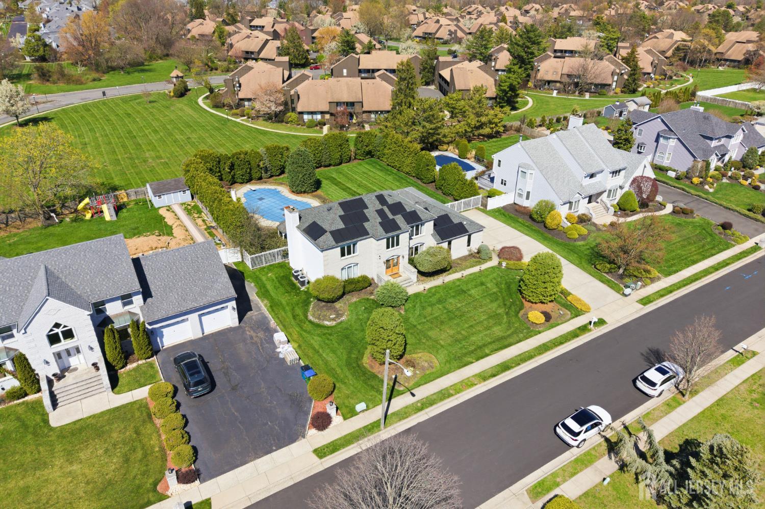 4 Allison Court Edison NJ 08820