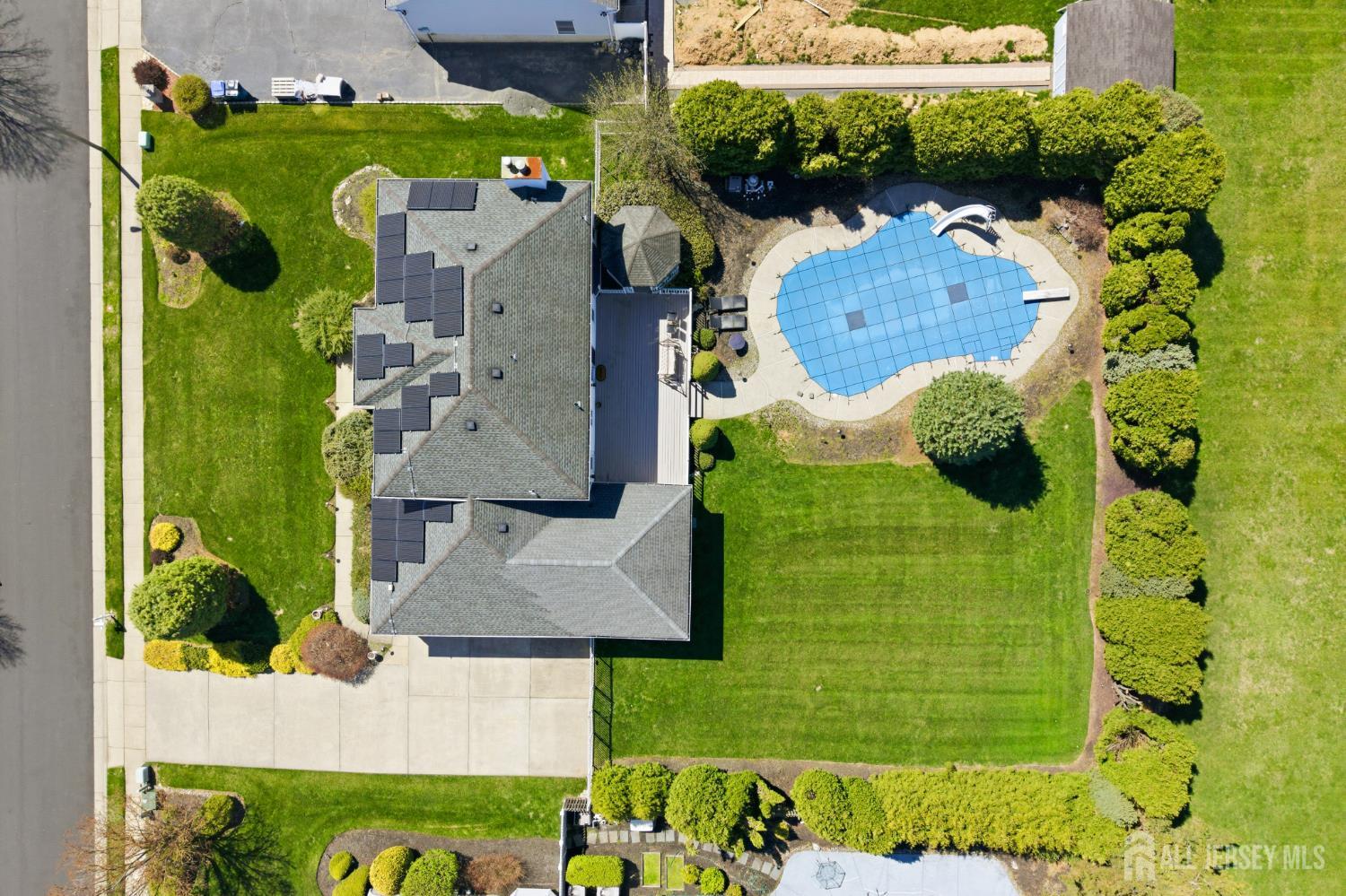 4 Allison Court Edison NJ 08820