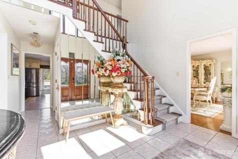 4 Allison Court Edison NJ 08820