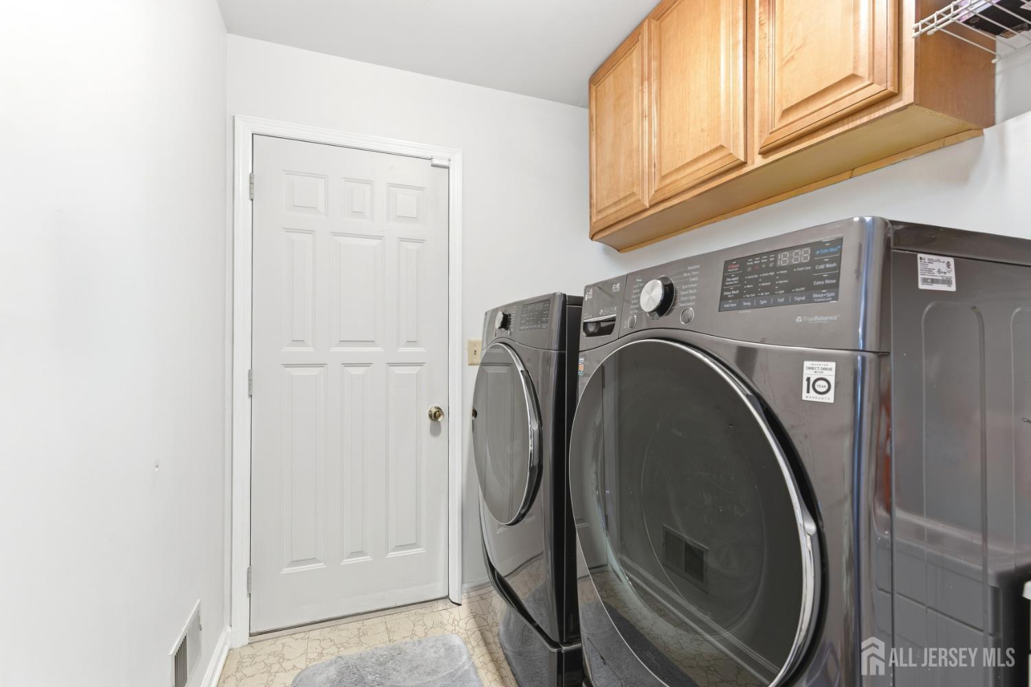 4 Allison Court Edison NJ 08820