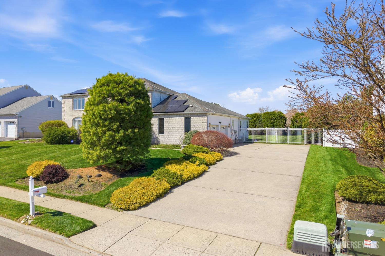 4 Allison Court Edison NJ 08820