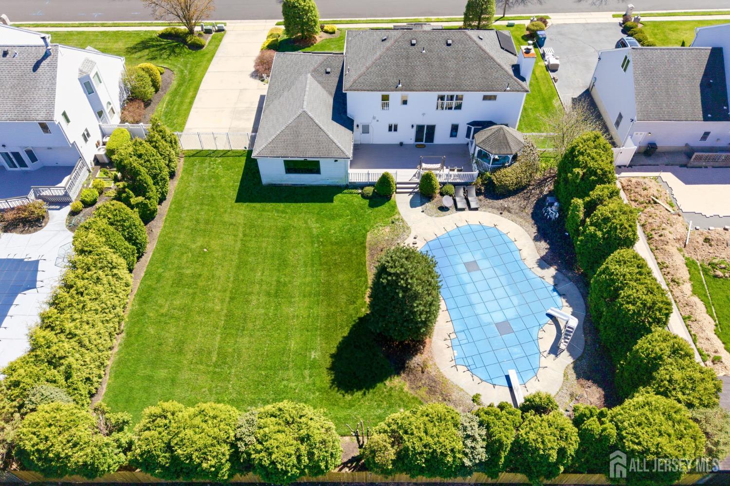 4 Allison Court Edison NJ 08820