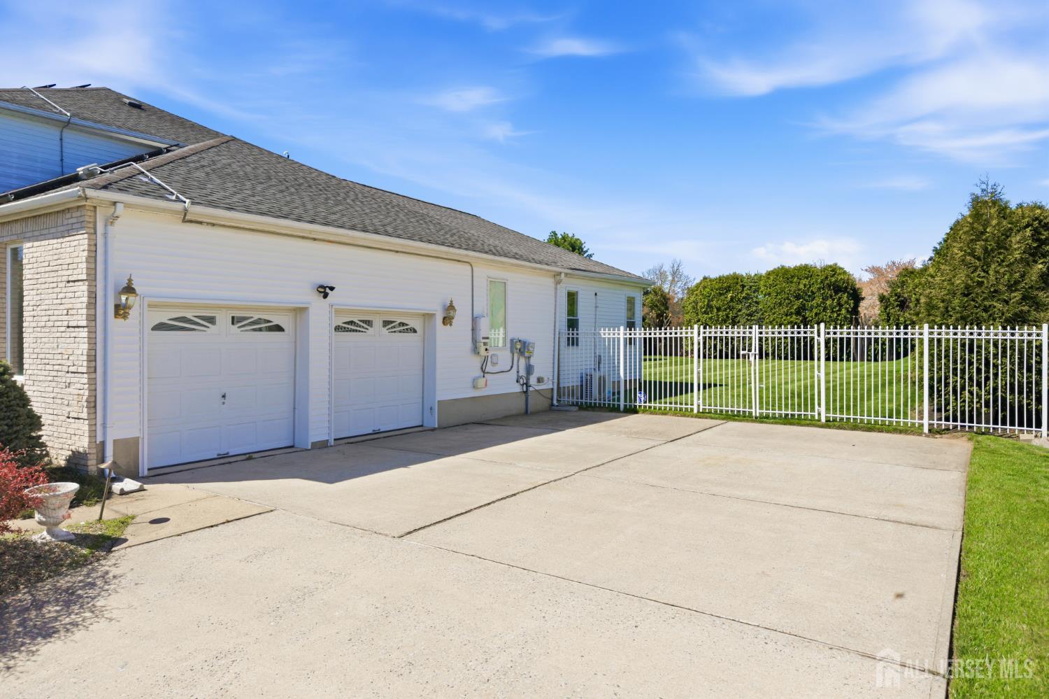 4 Allison Court Edison NJ 08820