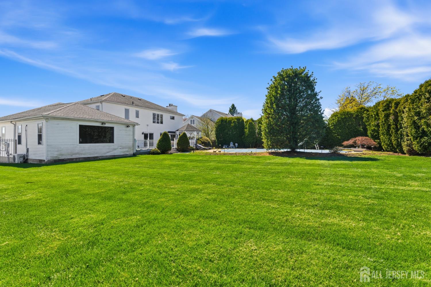 4 Allison Court Edison NJ 08820