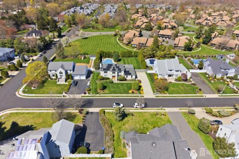4 Allison Court Edison NJ 08820