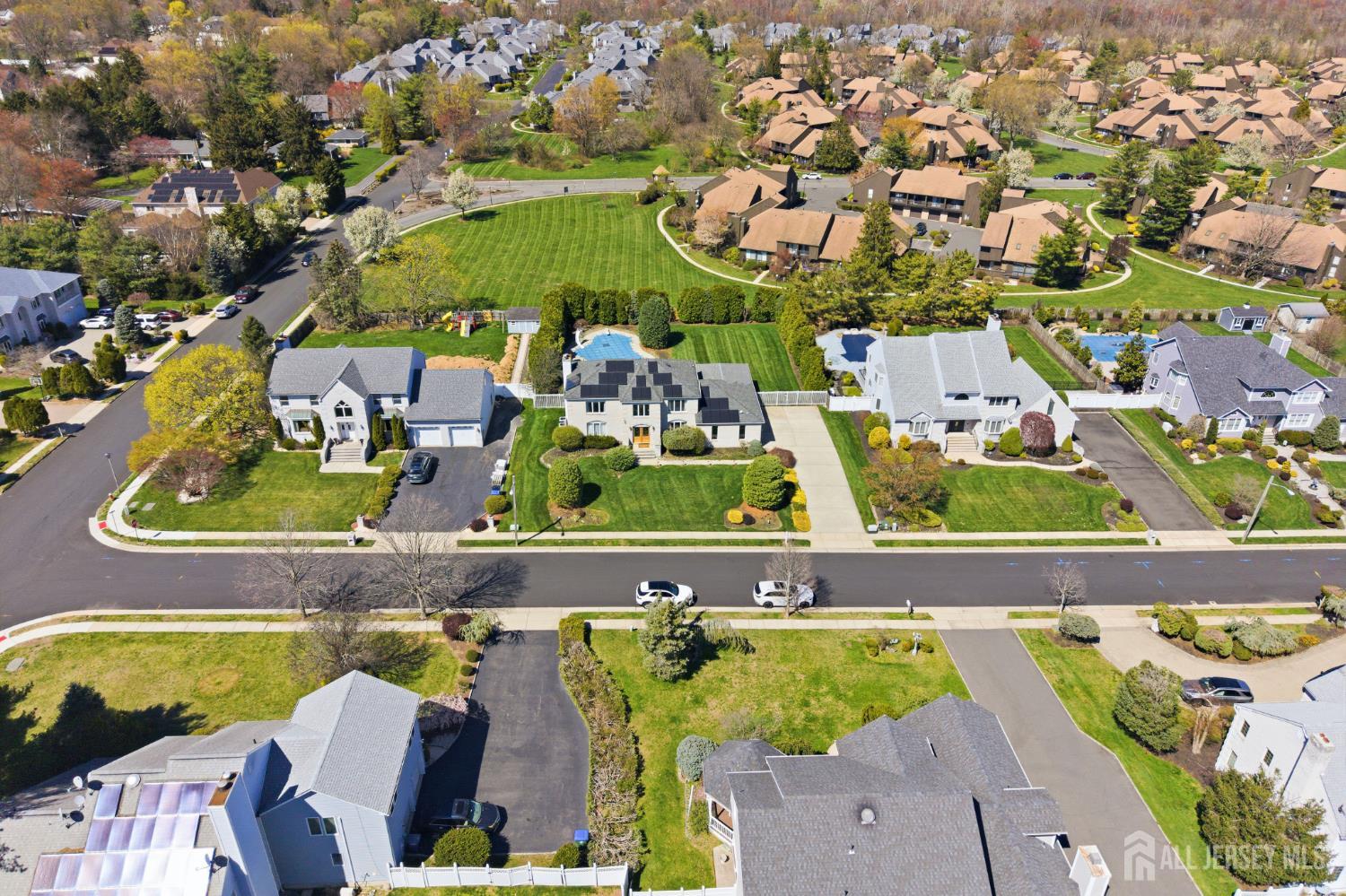 4 Allison Court Edison NJ 08820