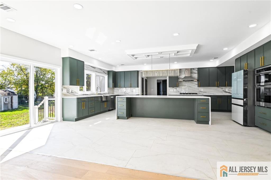 17 Vocisano Court Piscataway NJ 08854