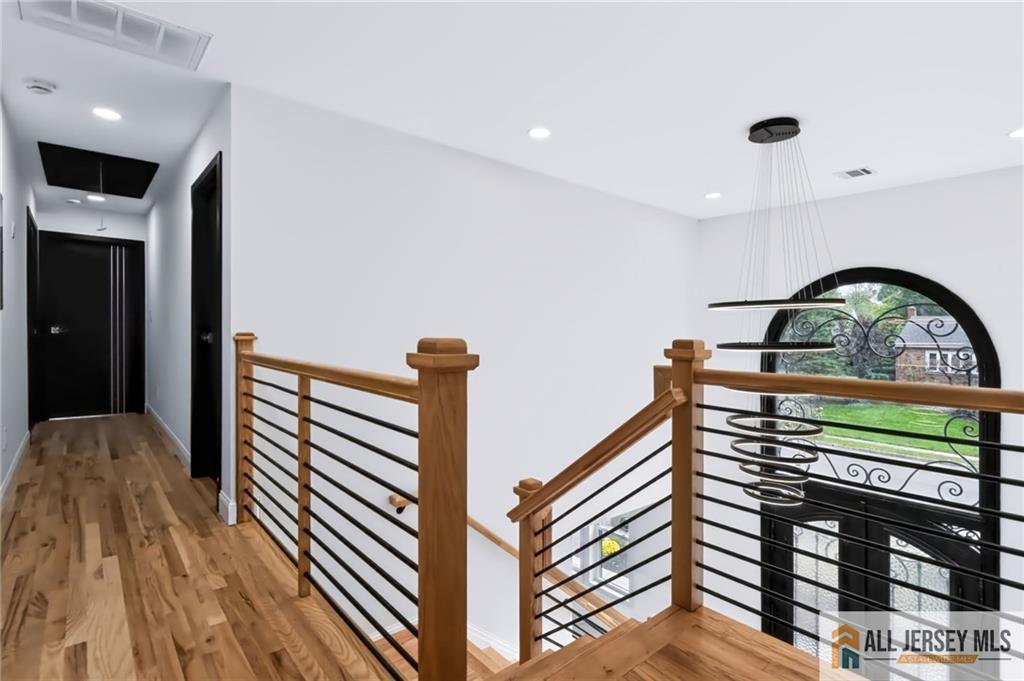 17 Vocisano Court Piscataway NJ 08854