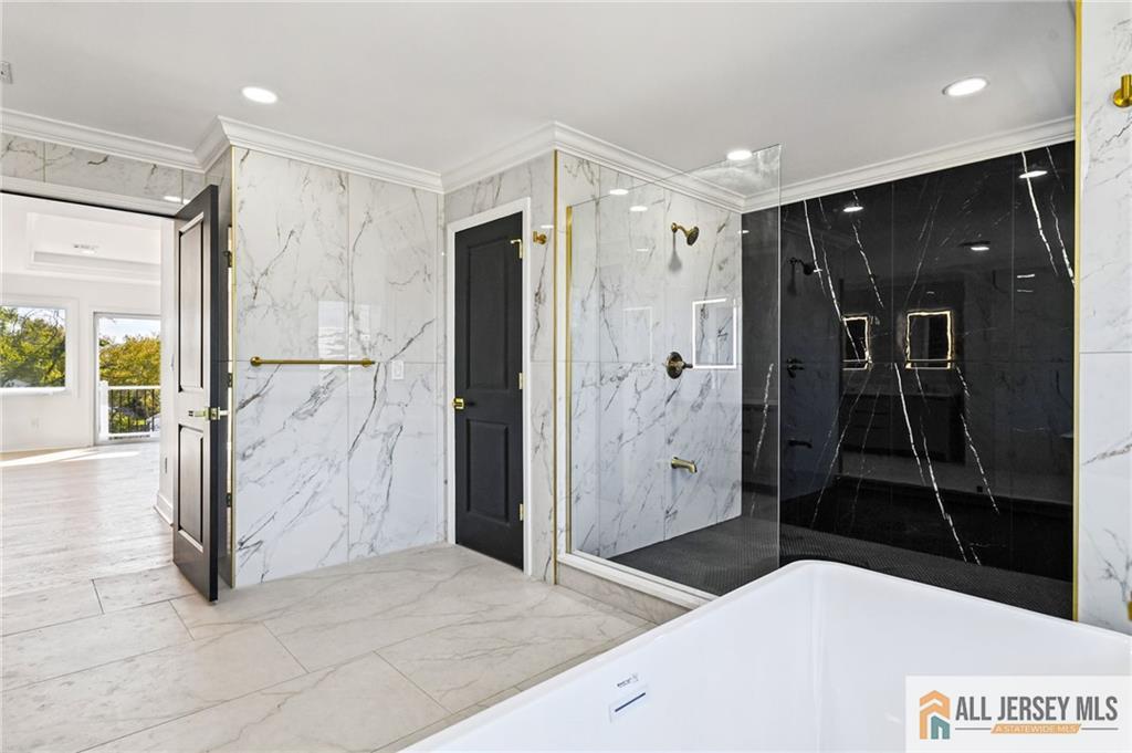 17 Vocisano Court Piscataway NJ 08854