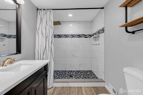 209 Ridge Avenue Middletown NJ 07718