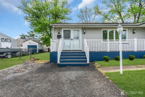 209 Ridge Avenue Middletown NJ 07718