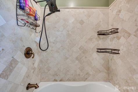 10 Falcon Drive Edison NJ 08820