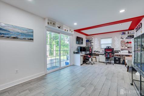 10 Falcon Drive Edison NJ 08820