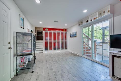 10 Falcon Drive Edison NJ 08820