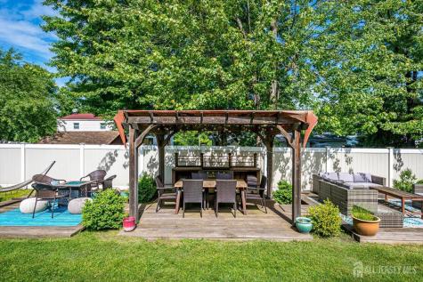 10 Falcon Drive Edison NJ 08820