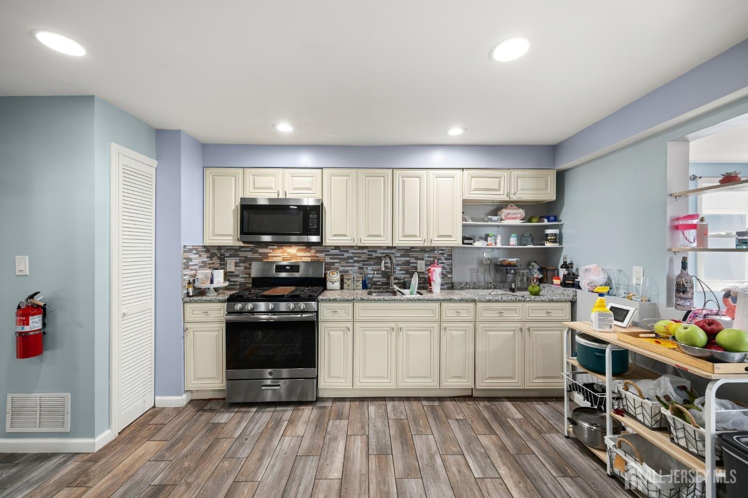 147 James Street Hopelawn NJ 08861