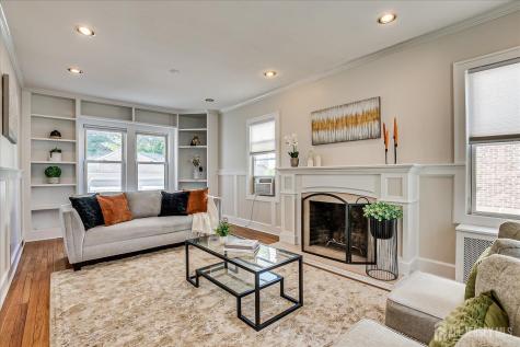 9 Lenox Street Edison NJ 08817