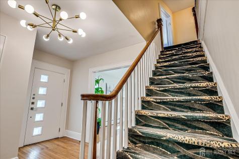9 Lenox Street Edison NJ 08817