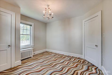 9 Lenox Street Edison NJ 08817