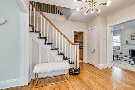 9 Lenox Street Edison NJ 08817