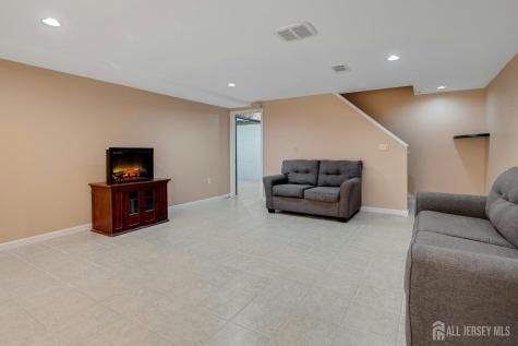 177 Bexley Lane Piscataway NJ 08854