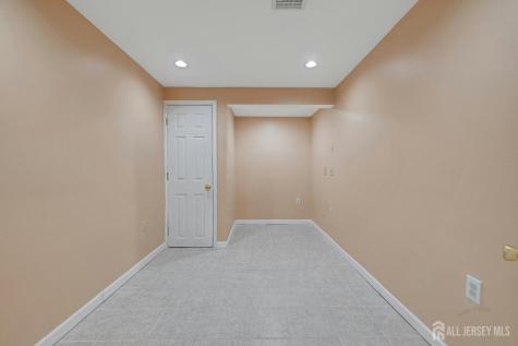 177 Bexley Lane Piscataway NJ 08854